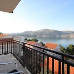 Apartment Seaside Apartments With A Swimming Pool Okrug Donji, Ciovo - 8664 *