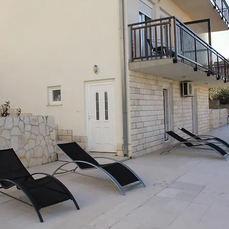 Seaside Apartments With A Swimming Pool Okrug Donji, Ciovo - 8664 *