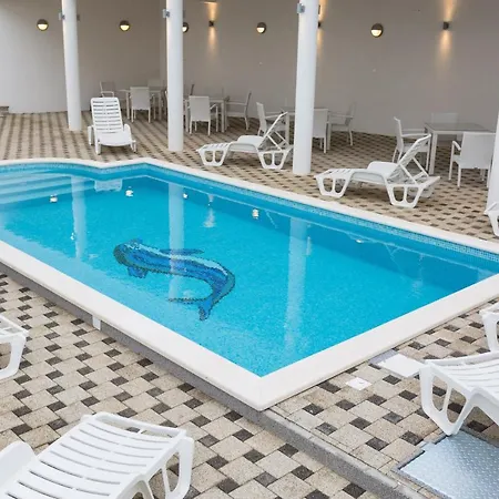 Seaside With A Swimming Pool Okrug Donji, Ciovo - 8664