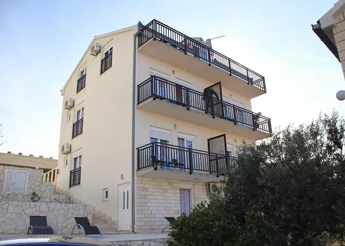 Appartement Seaside With A Swimming Pool Okrug Donji, Ciovo - 8664 Trogir