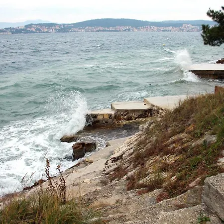 Apartamento Seaside With A Swimming Pool Okrug Donji, Ciovo - 8664 *