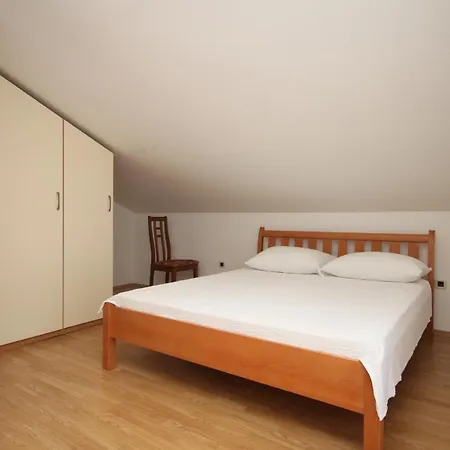 Seaside With A Swimming Pool Okrug Donji, Ciovo - 8664 Apartamento